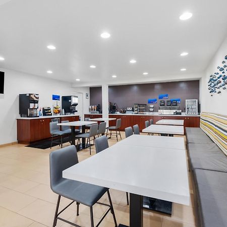 Best Western San Diego/Miramar Hotel Екстериор снимка